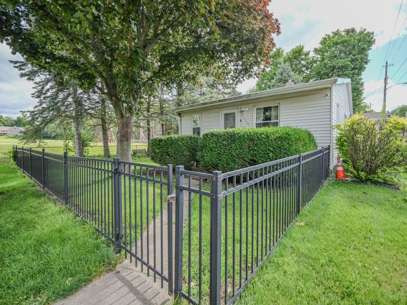 1302 N Yellow Springs Street, Springfield, OH 45504 Photo 24