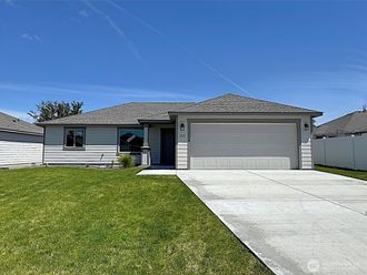 215 Lessor Loop Moses Lake, WA 98837