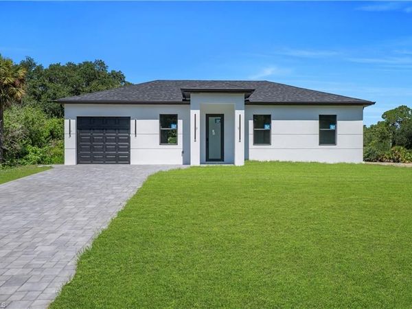 1923 Johns AVE , LEHIGH ACRES, FL 33972