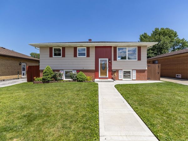 6727 New Jersey Avenue , Hammond, IN 46323