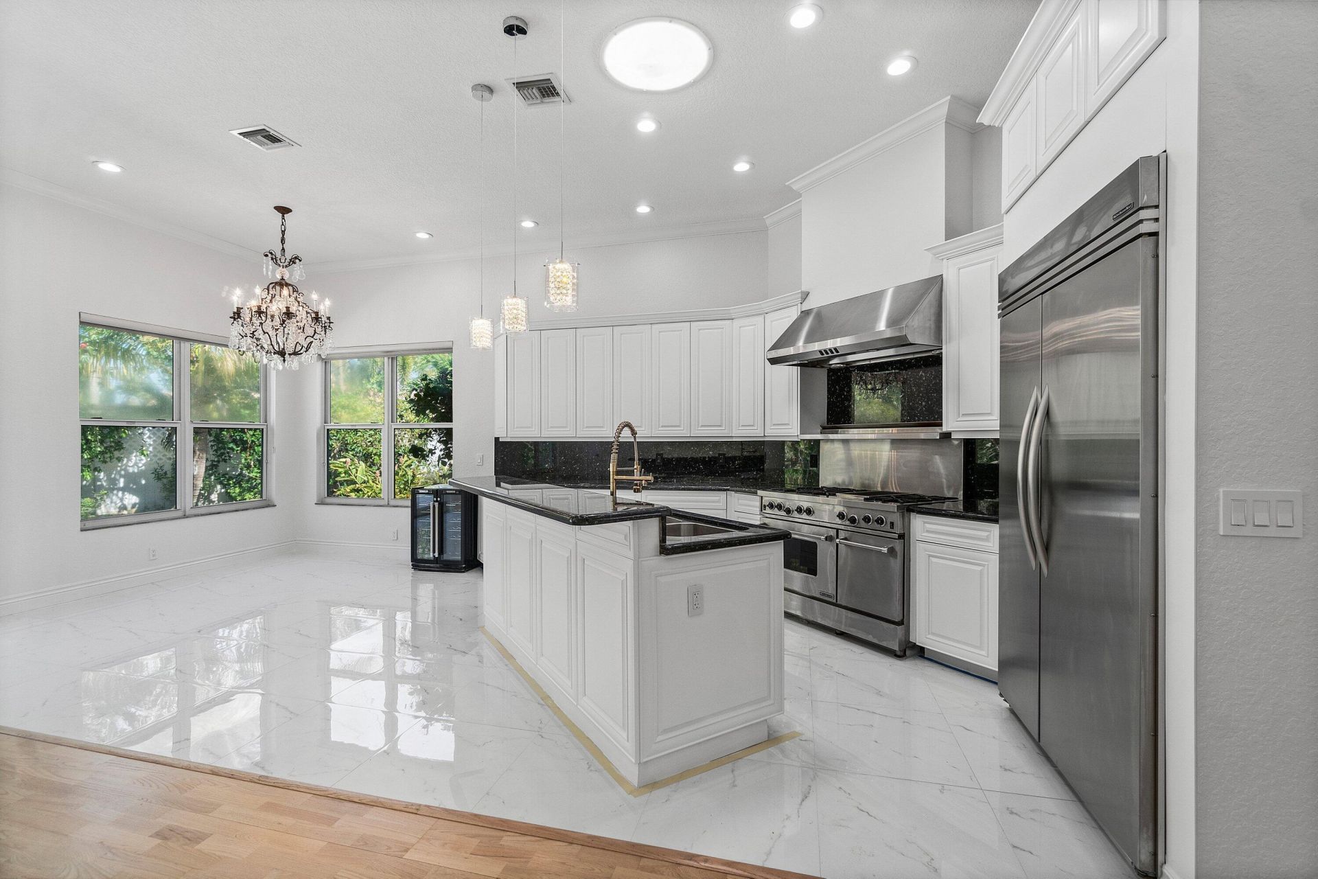 201 NE 4th Street, Boca Raton, FL 33432 Photo
