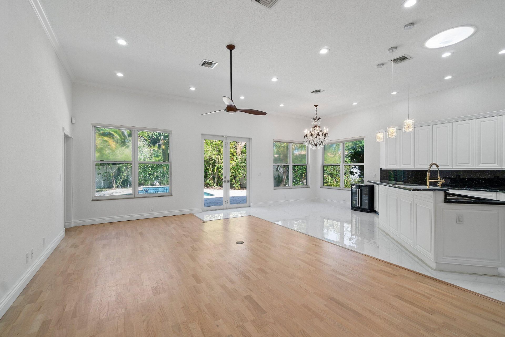 201 NE 4th Street, Boca Raton, FL 33432 Photo