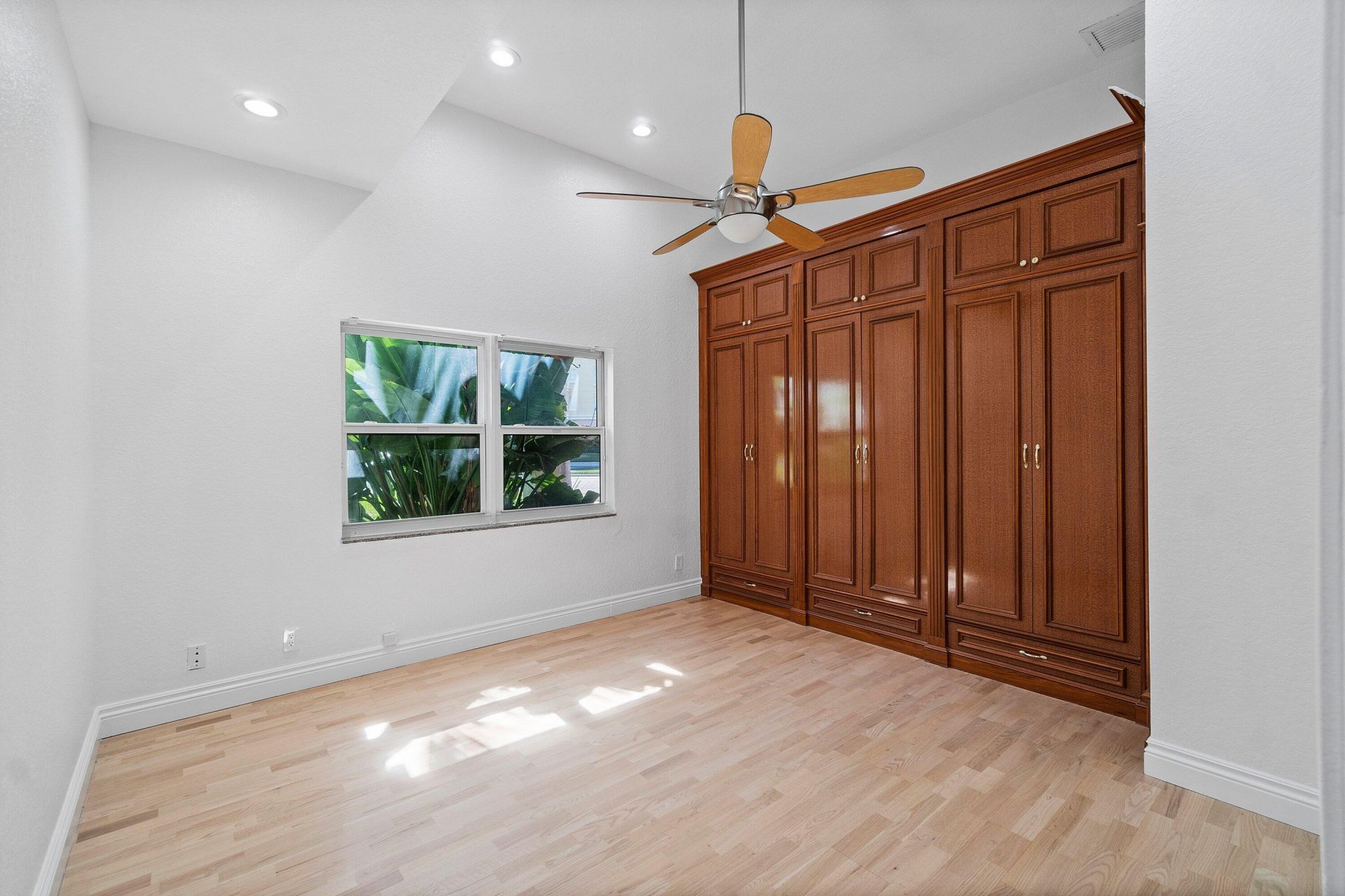 201 NE 4th Street, Boca Raton, FL 33432 Photo