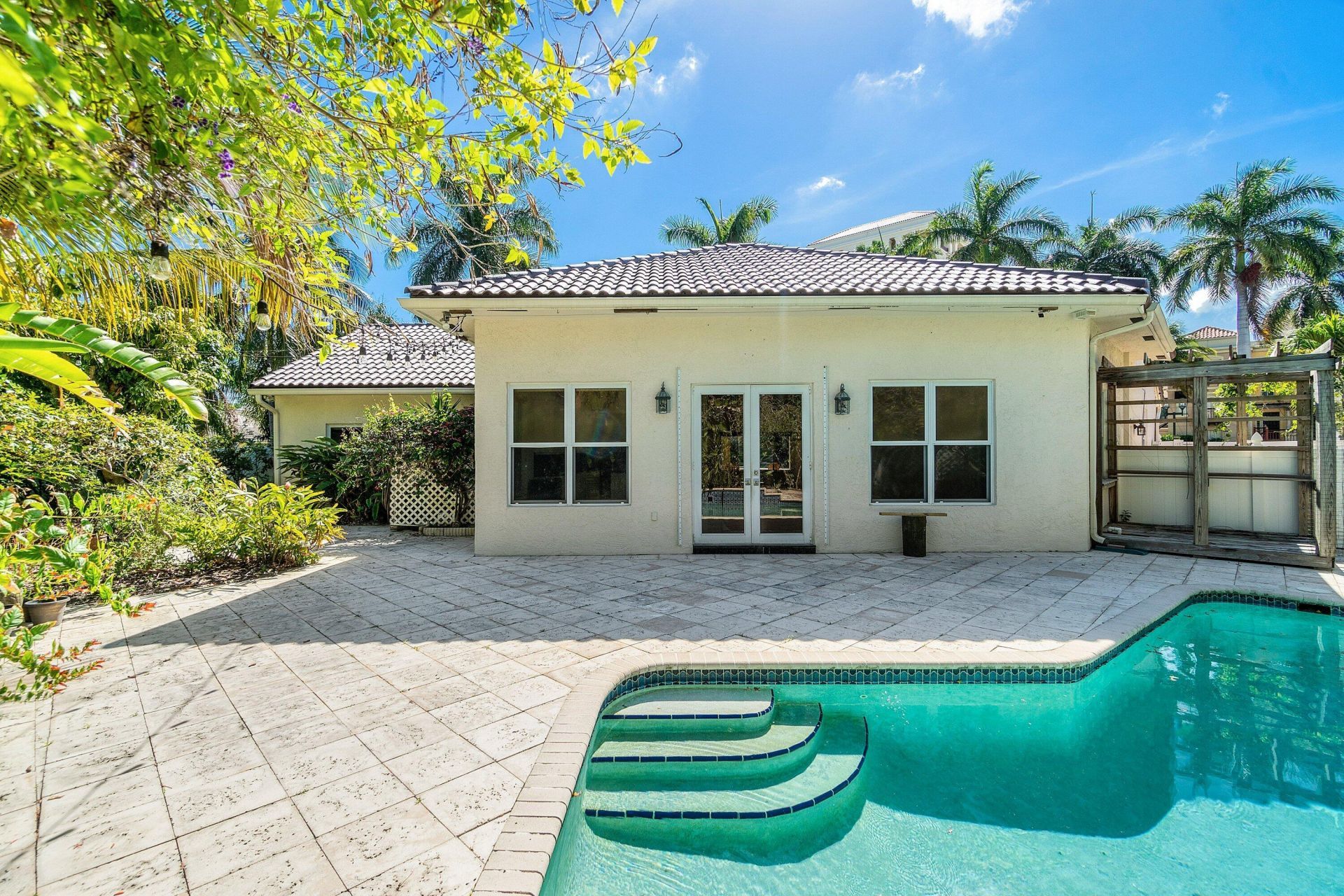 201 NE 4th Street, Boca Raton, FL 33432 Photo