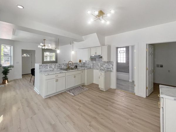 2634 N 34th STREET, Milwaukee, WI 53210
