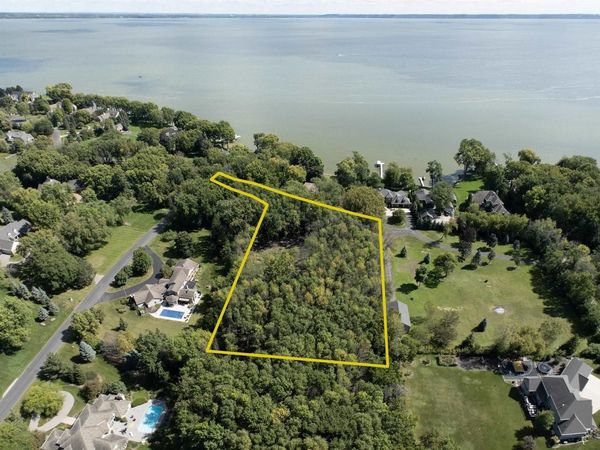 LIMEKILN DRIVE, Neenah, WI 54956