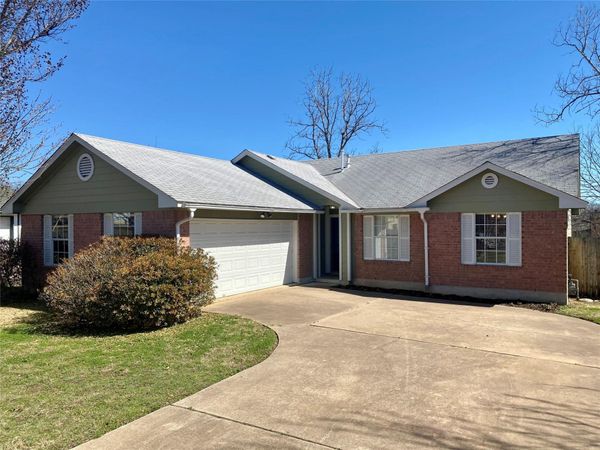 1806 Dublin DR , Leander, TX 78641