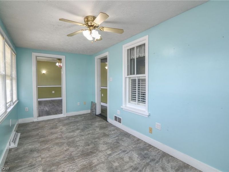 25 31st Street SW, Barberton, OH 44203 Photo 10