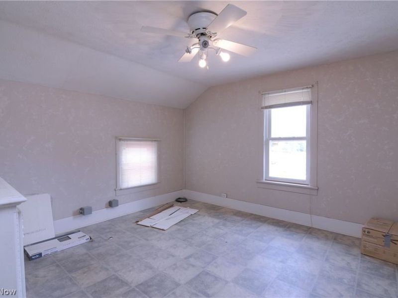 25 31st Street SW, Barberton, OH 44203 Photo 18