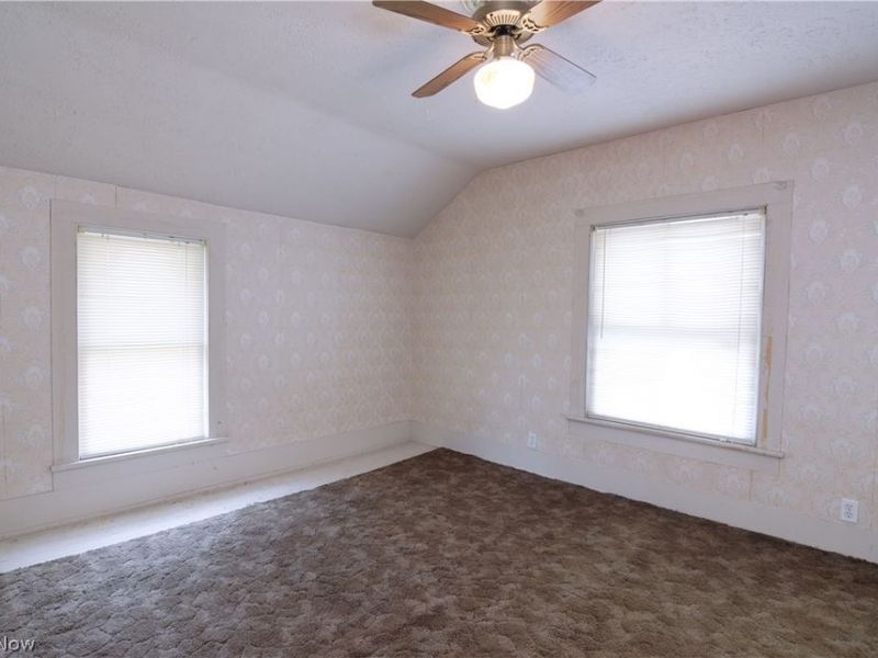 25 31st Street SW, Barberton, OH 44203 Photo 23