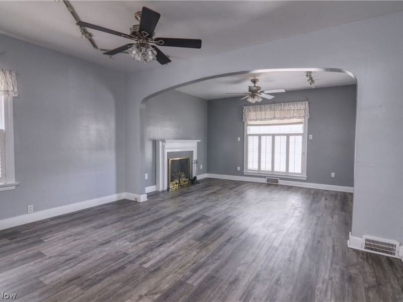 25 31st Street SW, Barberton, OH 44203 Photo 5