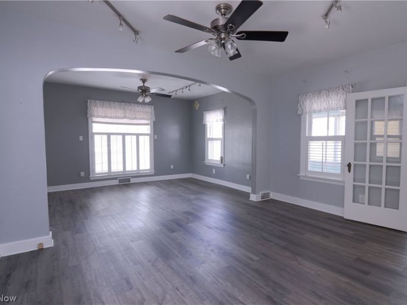 25 31st Street SW, Barberton, OH 44203 Photo 6