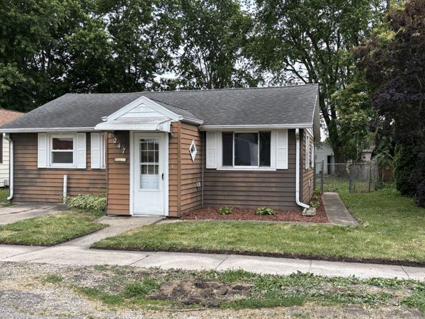 247 E Holmes Street, Paxton, IL 60957