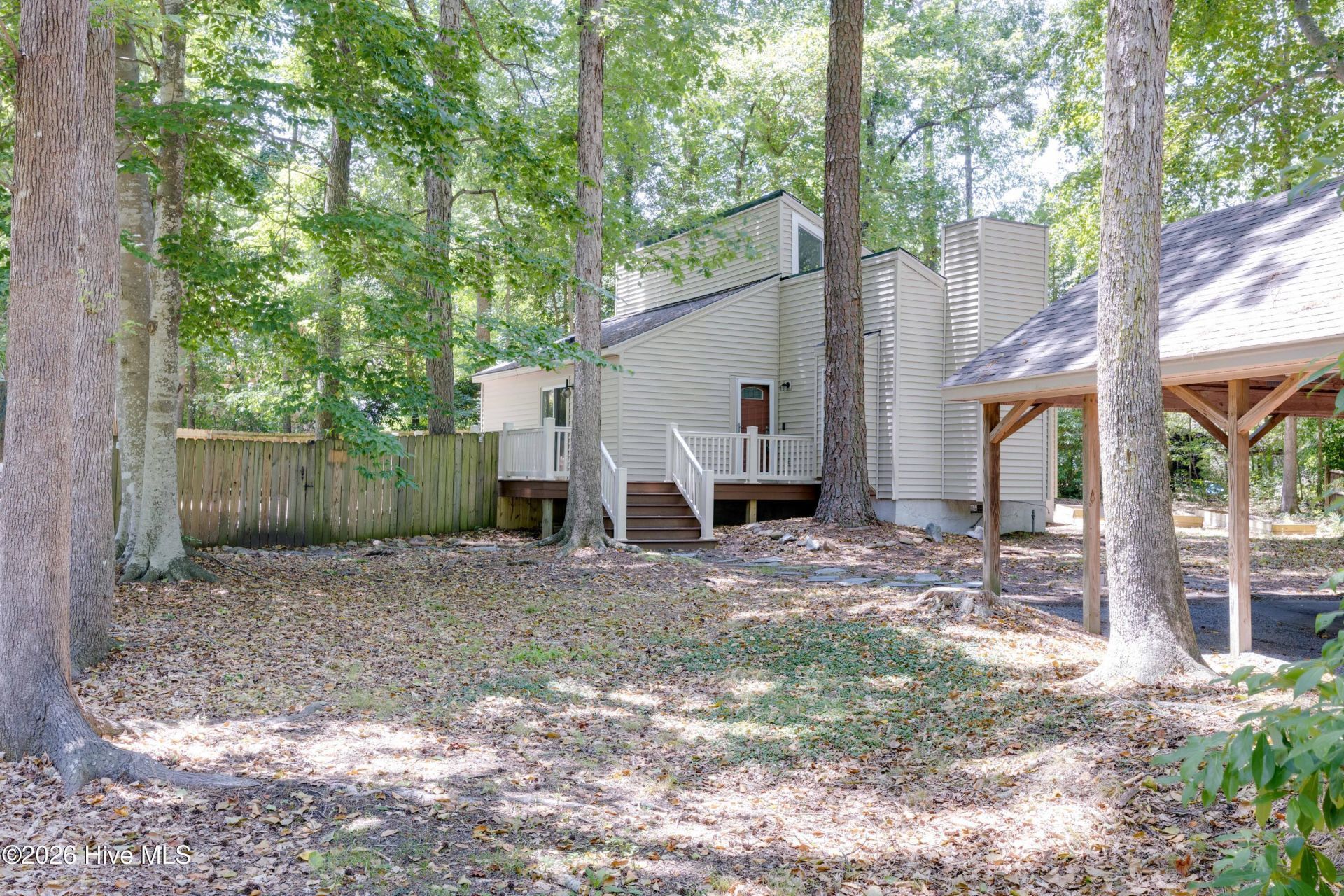 105 Tanglewood Drive, Greenville, NC 27858 Main Photo