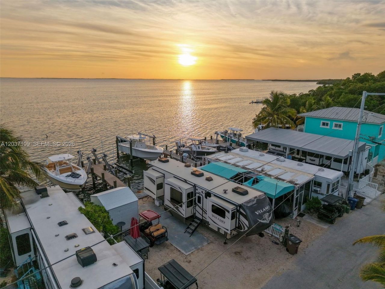 325 Calusa St , Key Largo, FL 33037 Photo