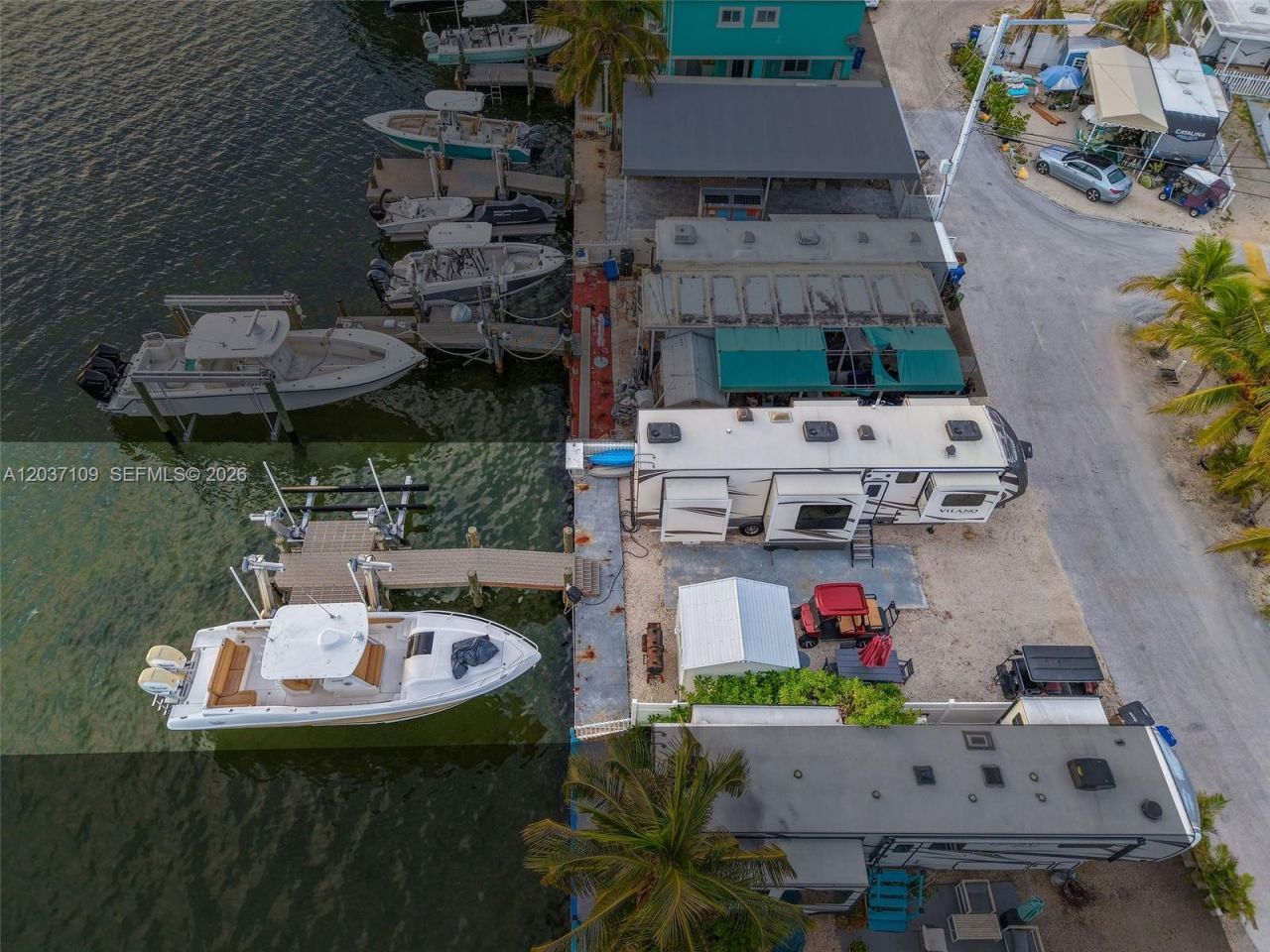 325 Calusa St , Key Largo, FL 33037 Photo