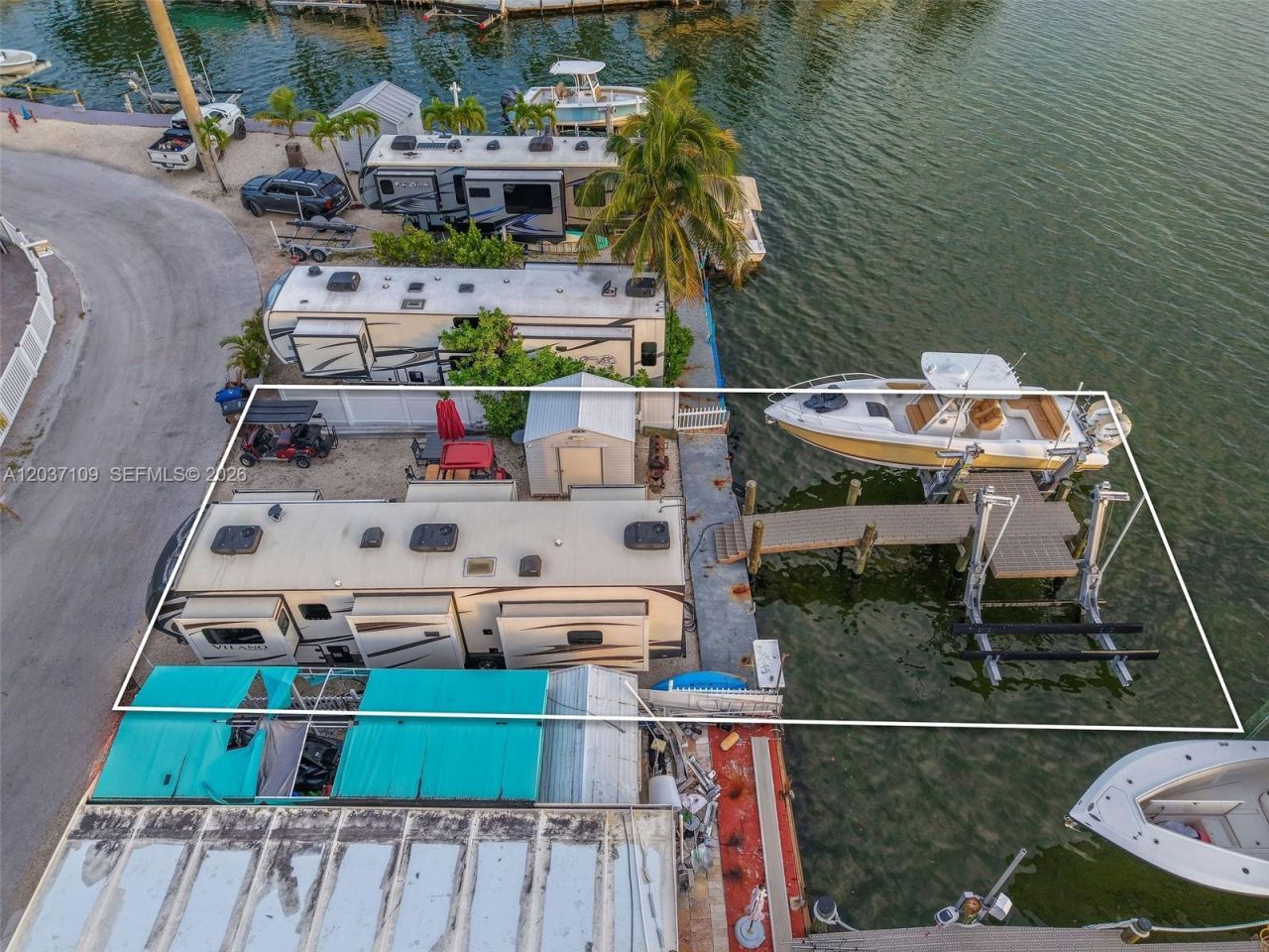 325 Calusa St , Key Largo, FL 33037 Photo