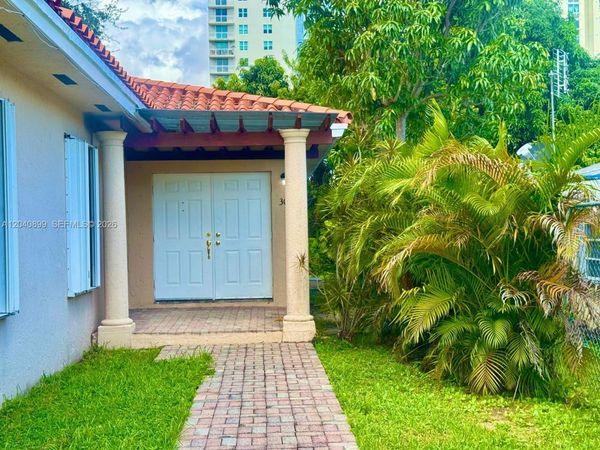 3019 SW 23rd St , Unit 3019, Miami, FL 33145