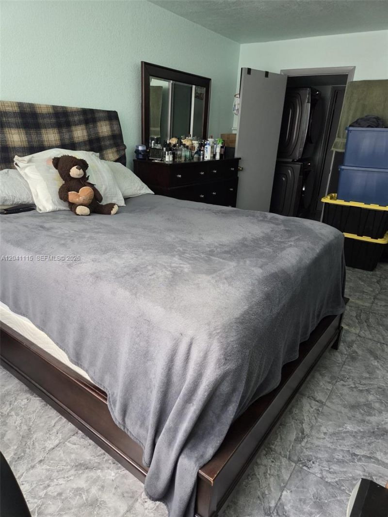 496 NW 165th St Rd, Unit D-214, Miami, FL 33169 Photo