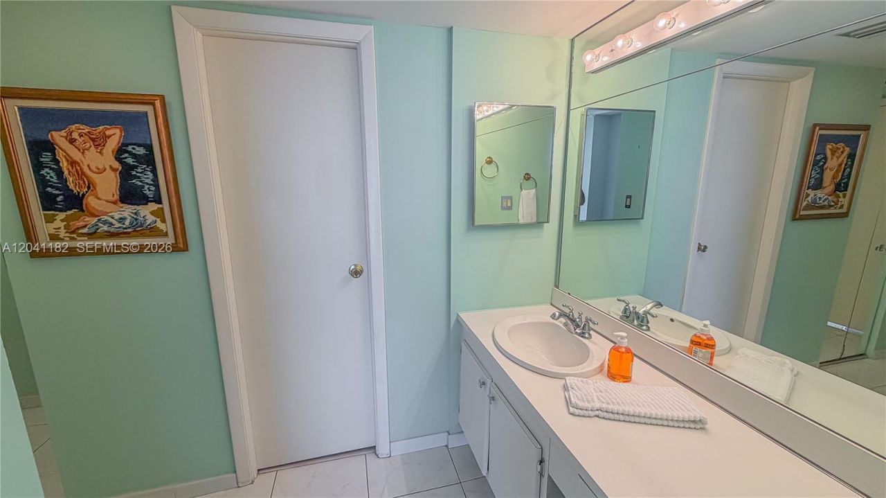 20335 W Country Club Dr , Unit 2102, Aventura, FL 33180 Photo