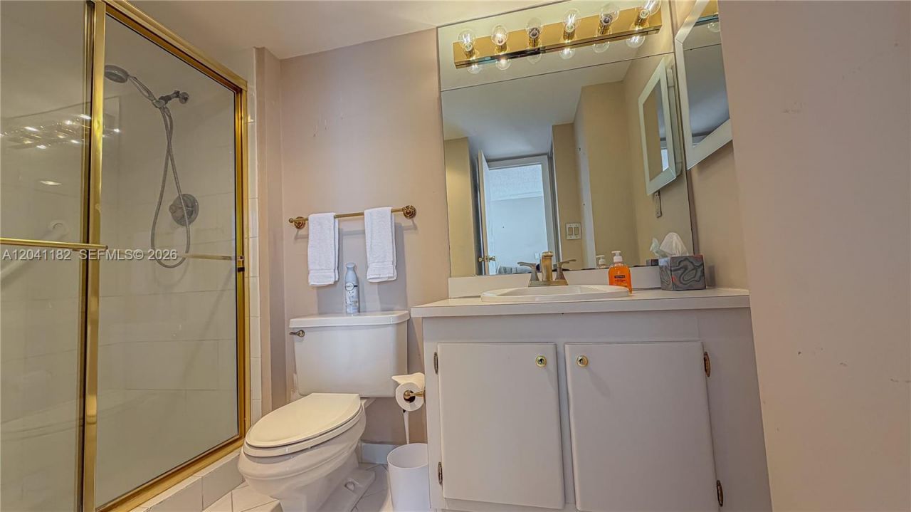 20335 W Country Club Dr , Unit 2102, Aventura, FL 33180 Photo