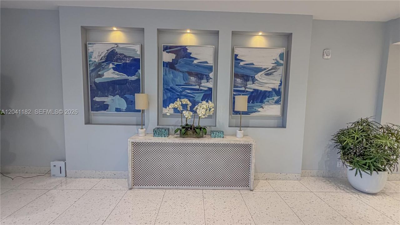 20335 W Country Club Dr , Unit 2102, Aventura, FL 33180 Photo