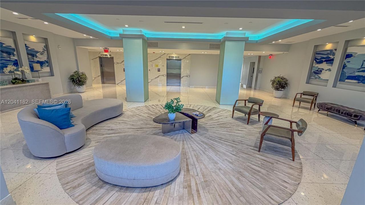 20335 W Country Club Dr , Unit 2102, Aventura, FL 33180 Photo