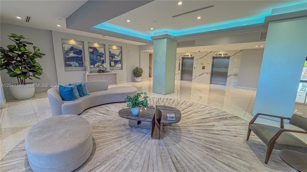 20335 W Country Club Dr , Unit 2102, Aventura, FL 33180 Photo