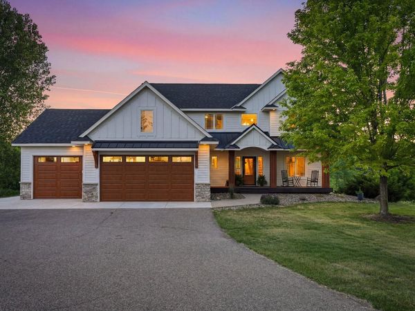 21690 Harvest Hills Drive , Prior Lake, MN 55372