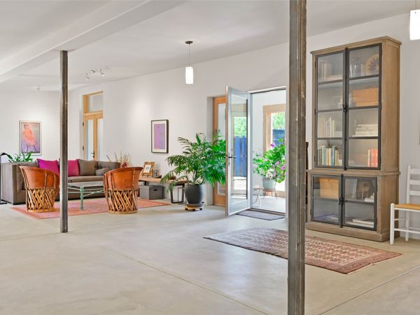 440 Los Pinos Road, Santa Fe, NM 87507