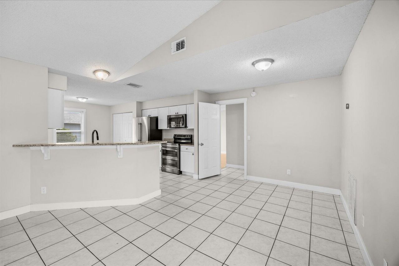 3621 SW Rosser Boulevard, Port Saint Lucie, FL 34953 Photo