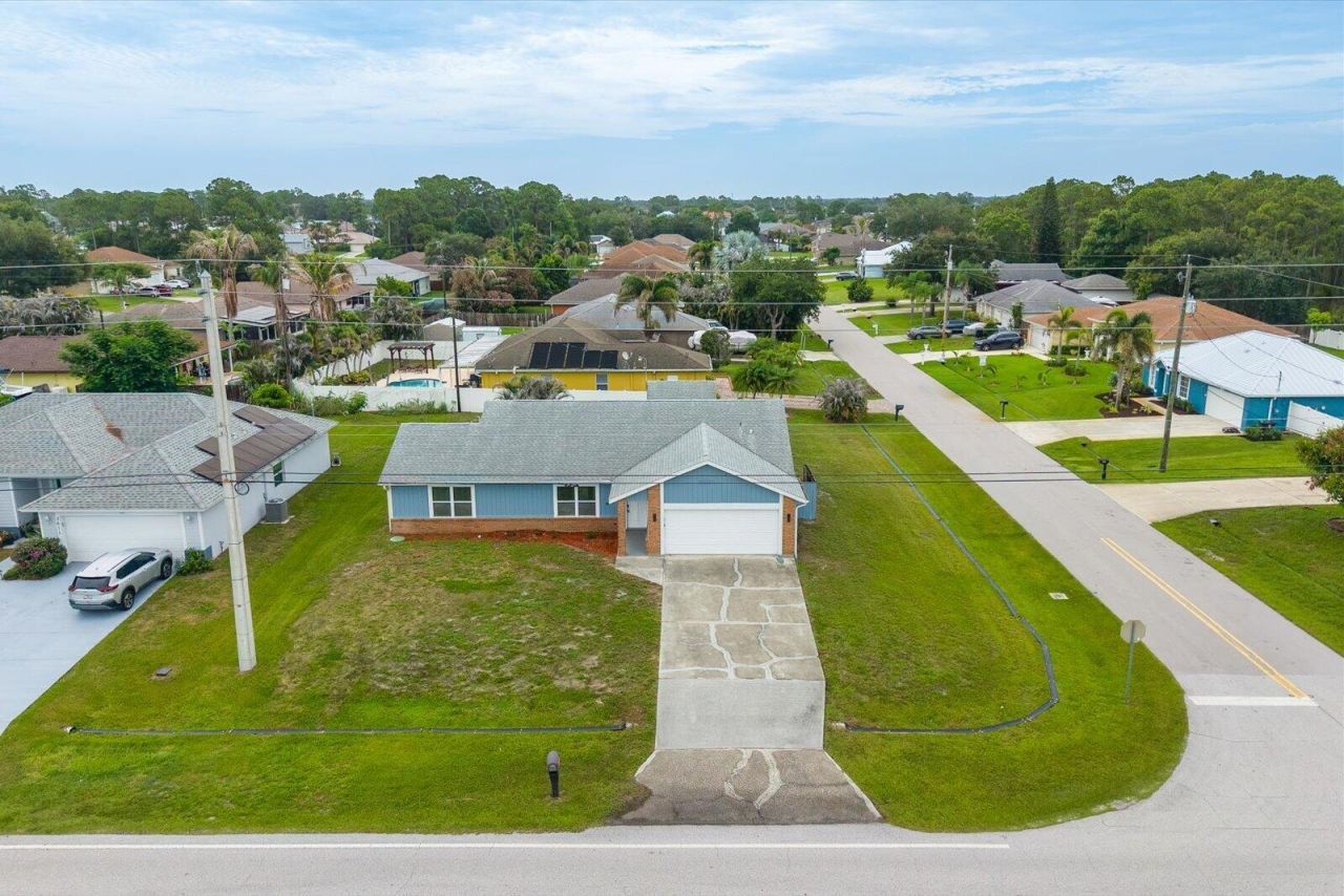 3621 SW Rosser Boulevard, Port Saint Lucie, FL 34953 Photo