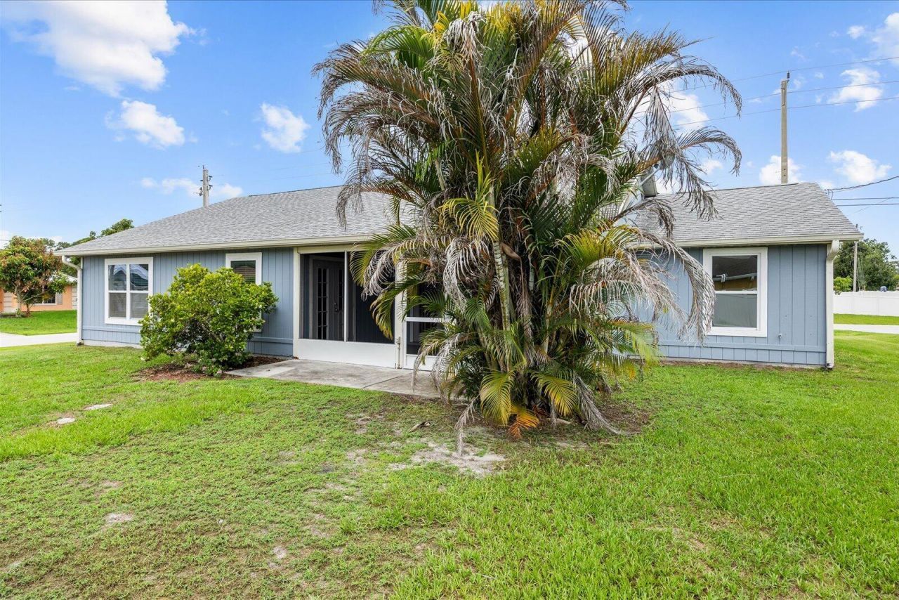 3621 SW Rosser Boulevard, Port Saint Lucie, FL 34953 Photo