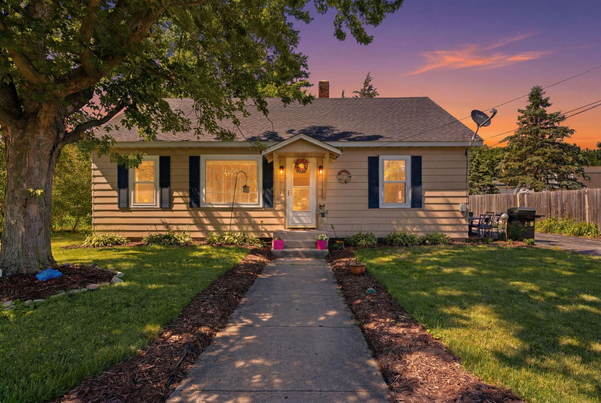 110 W Grove Street, Wheatfield, IN 46392 Main Photo
