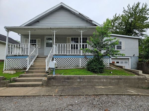 1415 S Washington Street , Harrisburg, IL 62946