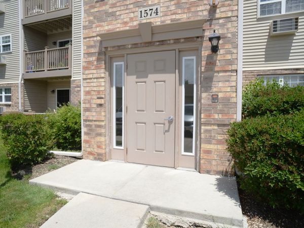 1574 W Crystal Rock Court , Unit 3C, Round Lake Beach, IL 60073