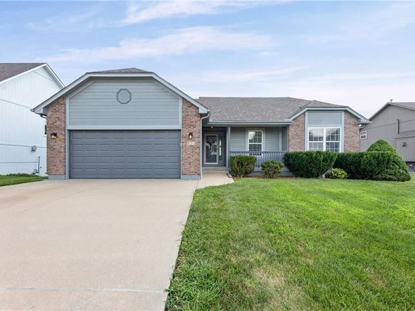 523 Cedar Falls Court, Raymore, MO 64083
