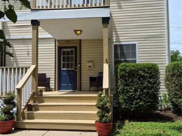 430 E 63rd Terrace, Kansas City, MO 64110