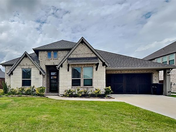 335 Chapel Hill Drive, Forney, TX 75126