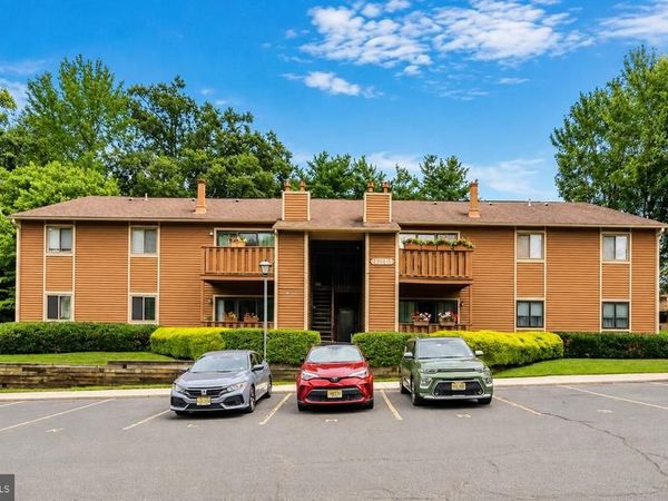 2305 EAGLE ROW, MARLTON, NJ 08053