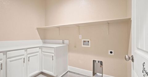 18006 Silver Springs Way, Lathrop, CA 95330 Photo