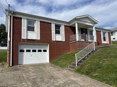 540 Hall Street, Bridgeport, WV 26330
