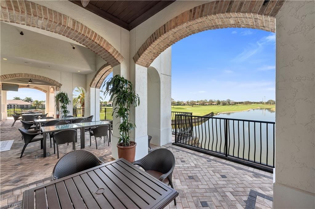 16348 Viansa Way, Unit 102, Naples, FL 34110 Photo