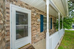 108 Round Table Lane photo 4