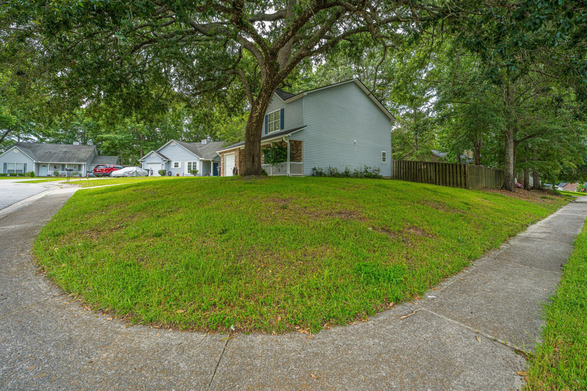 108 Round Table Lane Photo 23