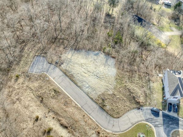 3279 Lookout Valley, Covington, KY 41017