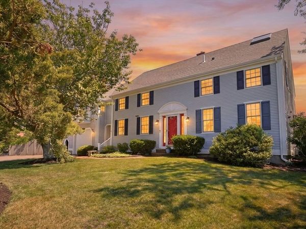 9 Dunes View Rd, Dennis, MA 02638
