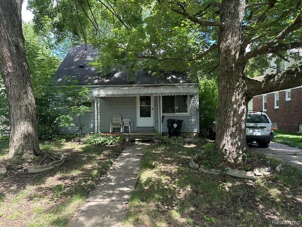 15808 Norborne Avenue, Redford Twp, MI 48239