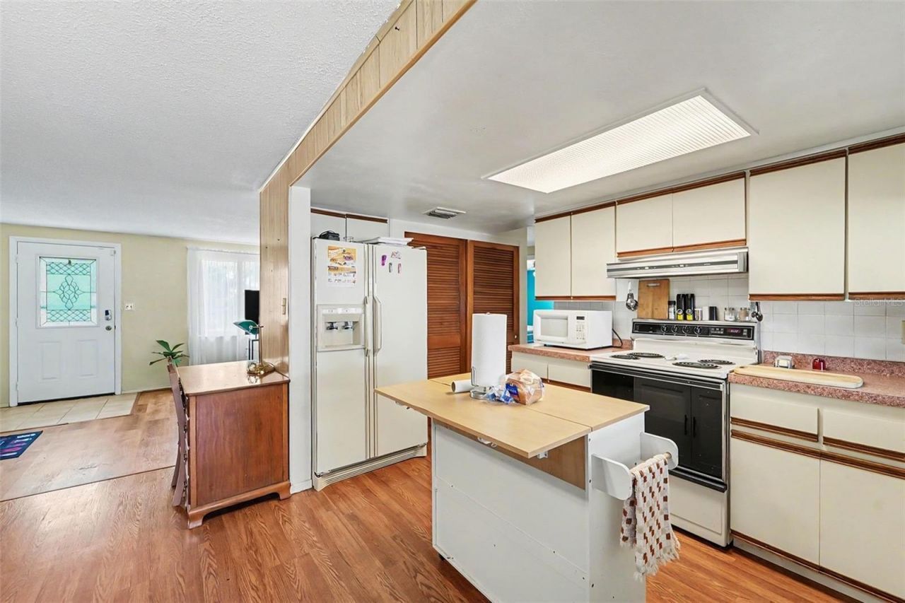 7015 Moravian Drive , Port Richey, FL 34668 Photo