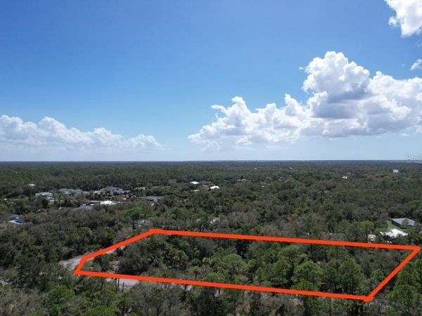 14319 DANIELS AVENUE , PORT CHARLOTTE, FL 33953